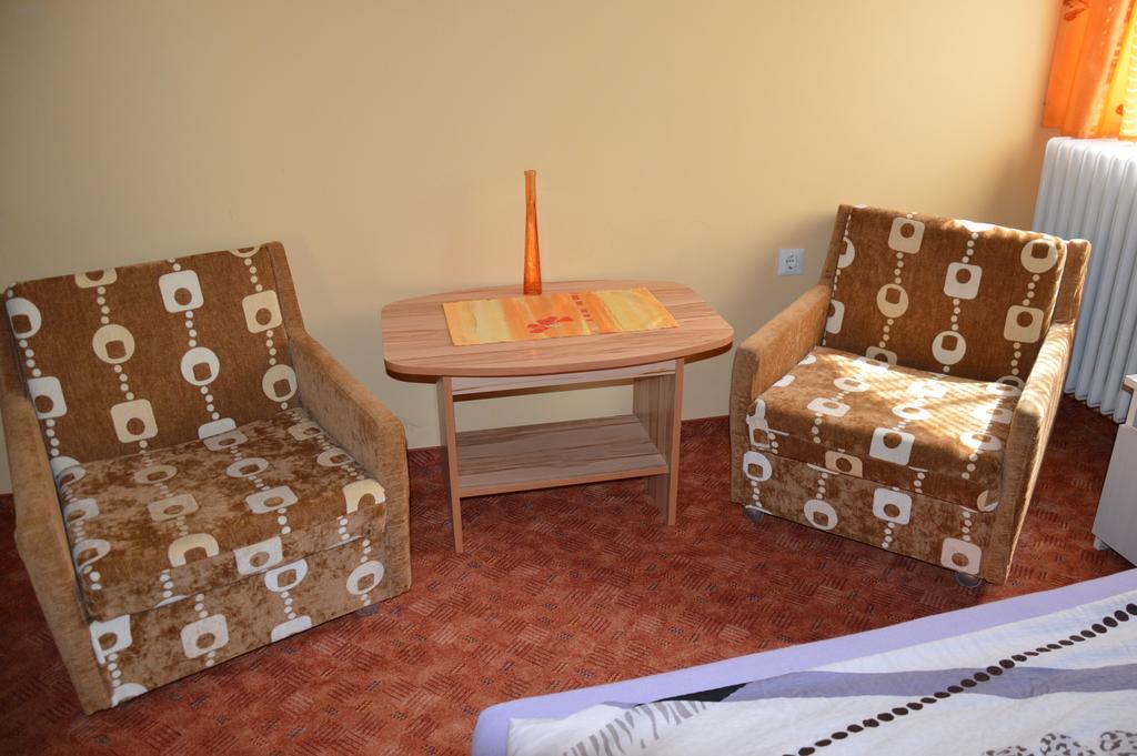 Apartman Aniko Vendeghaz Harkány Стая снимка